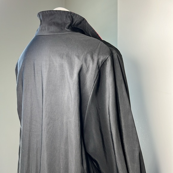 Vintage Nylon Raincoat size large - Picture 3 of 7